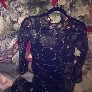 Long black flower detailed dress